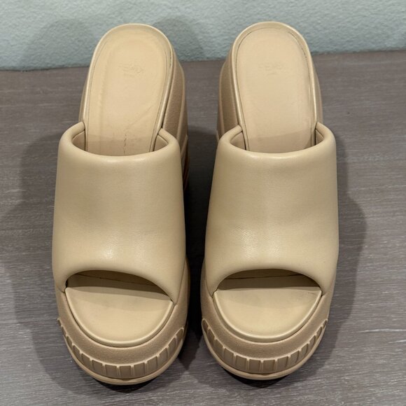 Fendi Padded Leather Platform Wedge Slides - Authentic - Picture 3 of 12